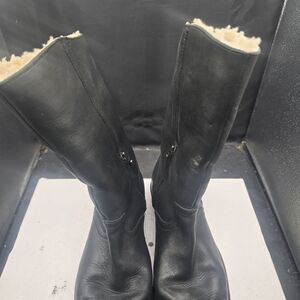UGG Cream Lined‎ Footwear